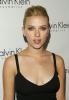 Scarlett Johansson [scarlett-johansson-400-17.jpg]